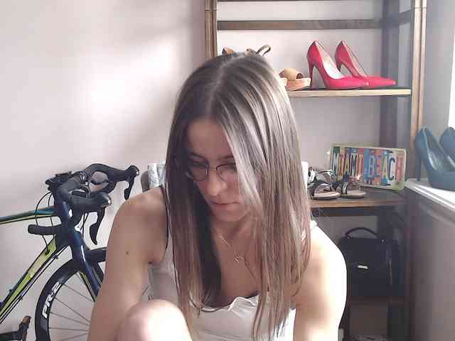 MegiKiss webcam
