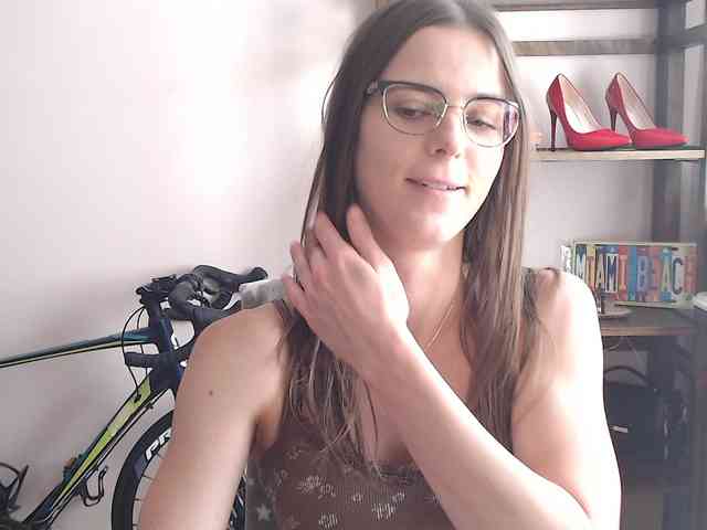 MegiKiss webcam