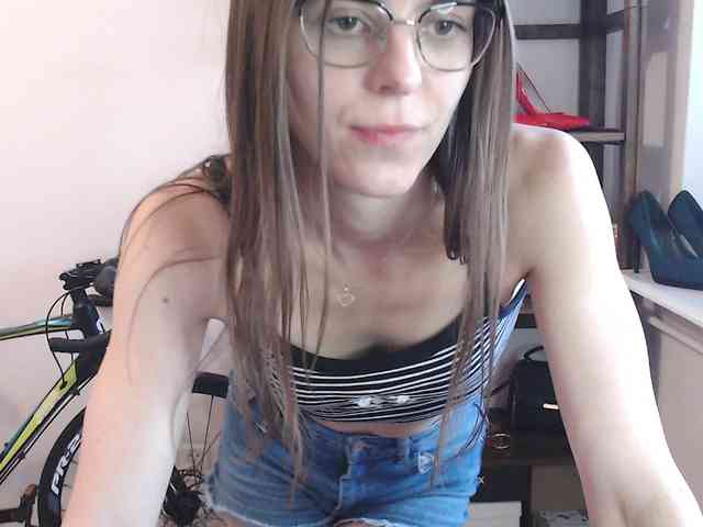 MegiKiss webcam