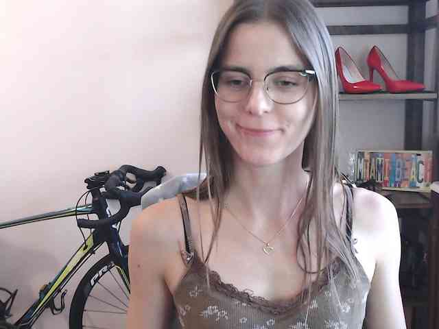 MegiKiss webcam