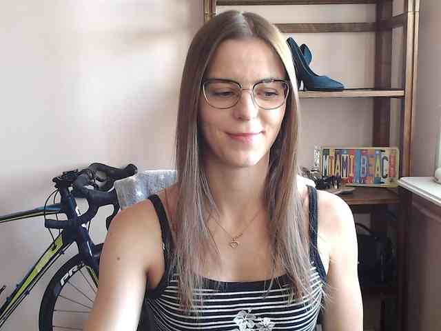 MegiKiss webcam