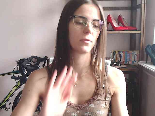 MegiKiss webcam