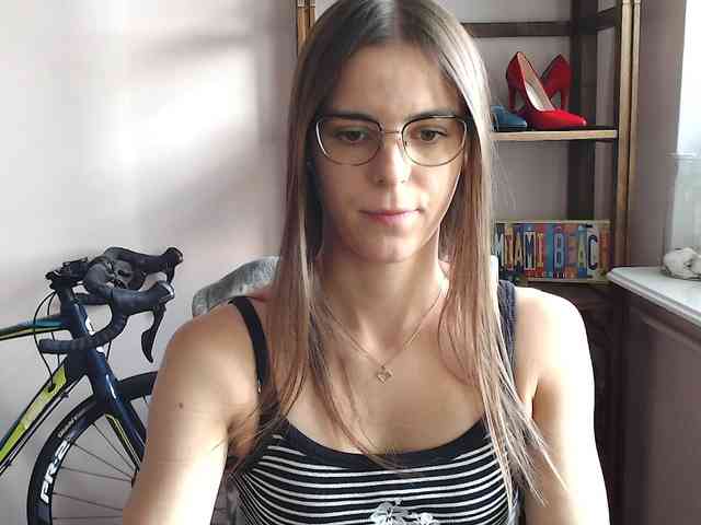 MegiKiss MegiKiss
