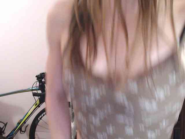MegiKiss webcam