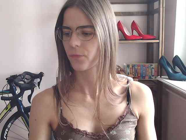 MegiKiss webcam
