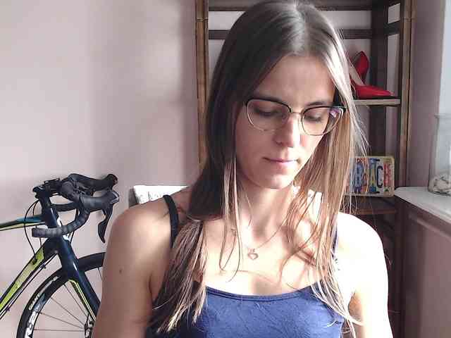 MegiKiss webcam