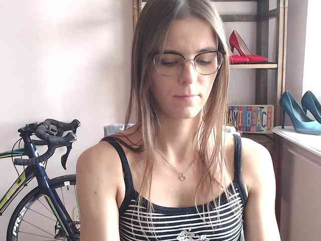 MegiKiss webcam