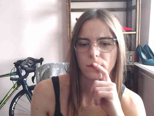 MegiKiss webcam