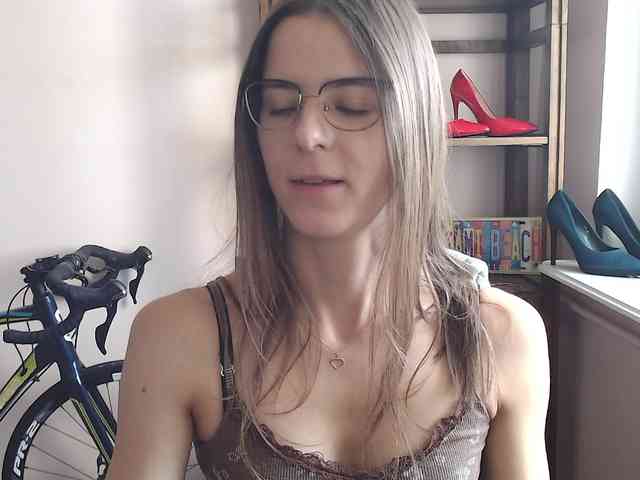 MegiKiss webcam