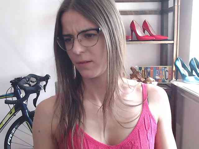 MegiKiss webcam