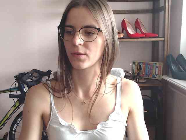 MegiKiss webcam
