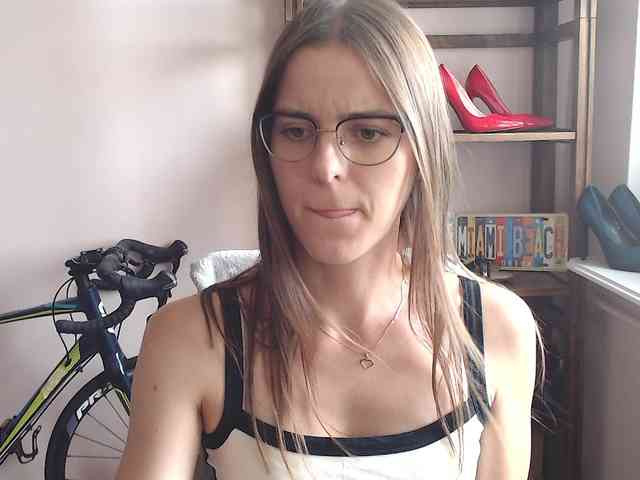 MegiKiss webcam