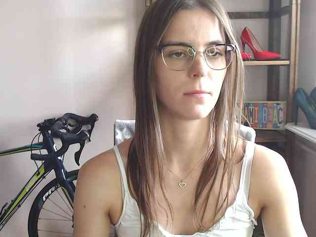 MegiKiss webcam