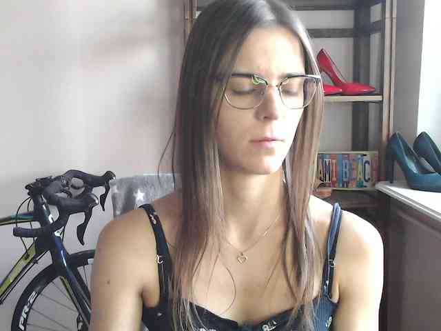 MegiKiss webcam