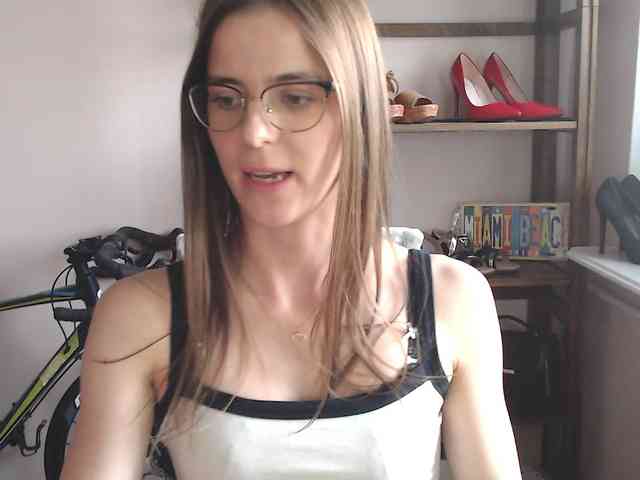 MegiKiss webcam