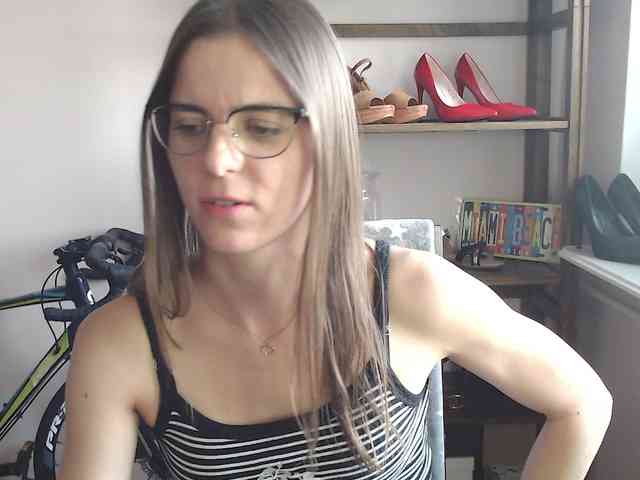 MegiKiss webcam