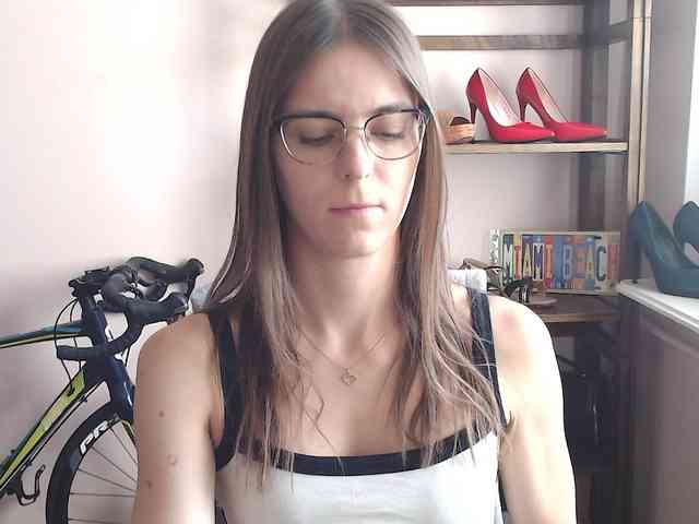 MegiKiss webcam