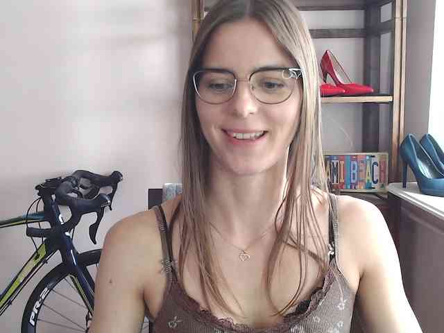 MegiKiss webcam