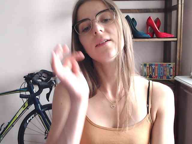 MegiKiss webcam