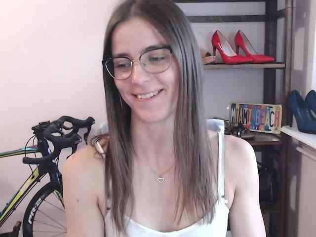 MegiKiss webcam