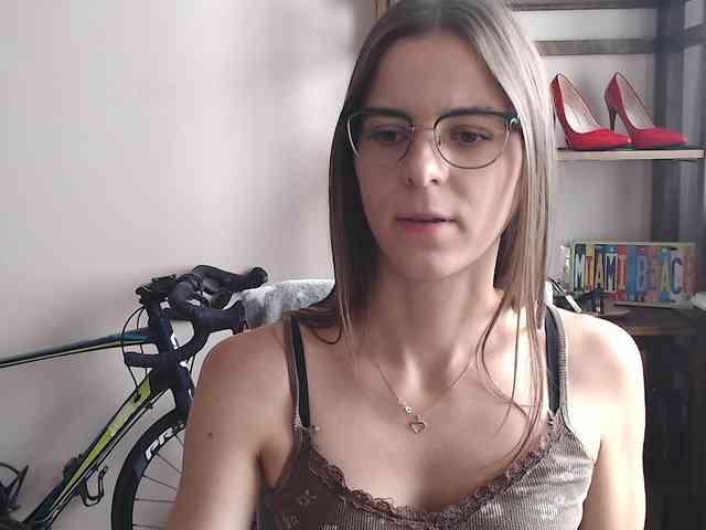 MegiKiss webcam