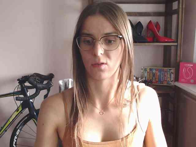 MegiKiss webcam