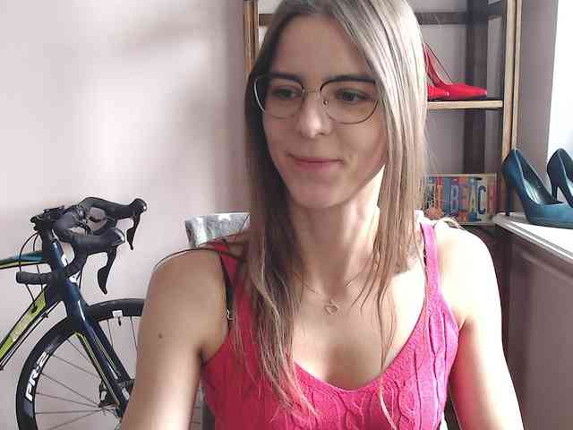 MegiKiss webcam