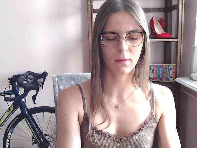 MegiKiss webcam