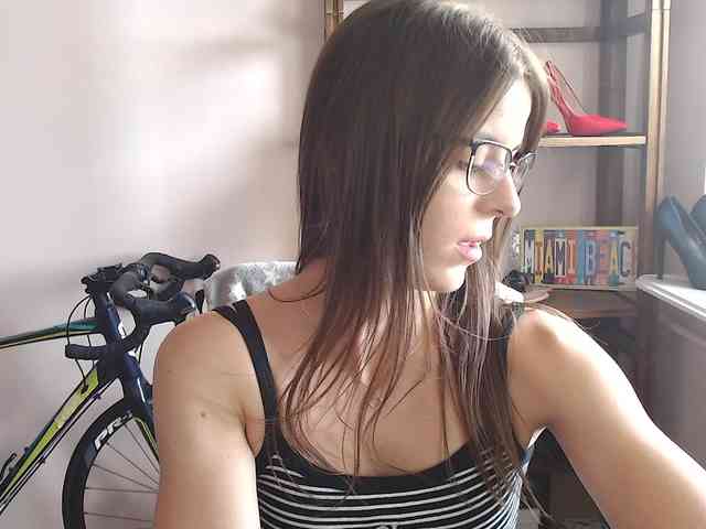 MegiKiss webcam