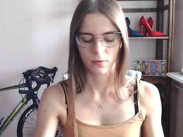 MegiKiss webcam
