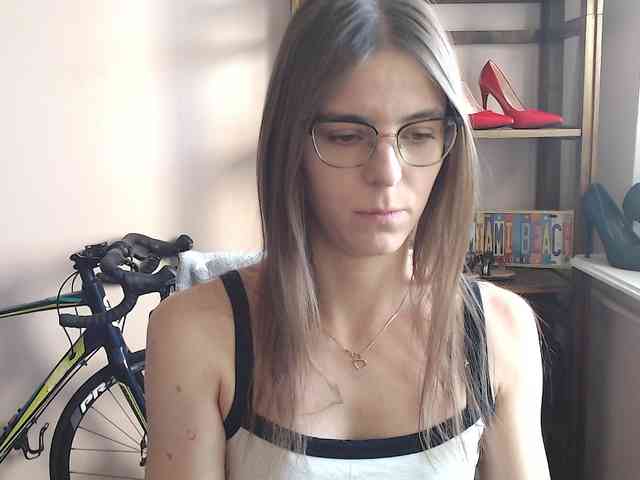 MegiKiss webcam