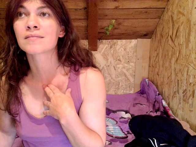 MercyLoves live cam on BongaCams