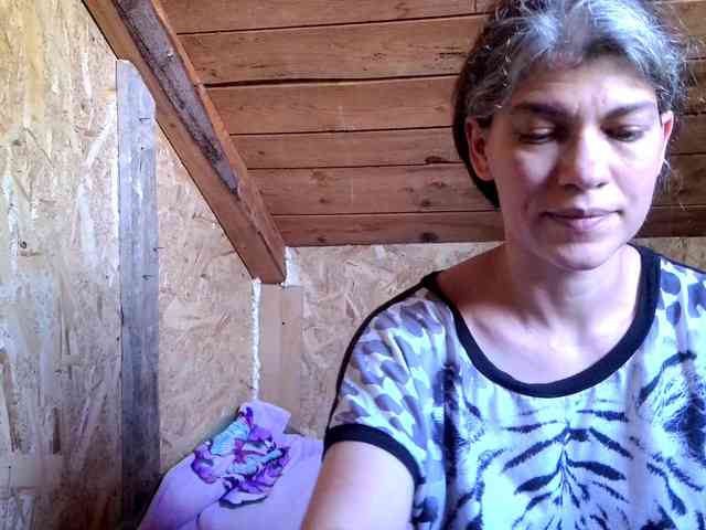 MercyLoves webcam
