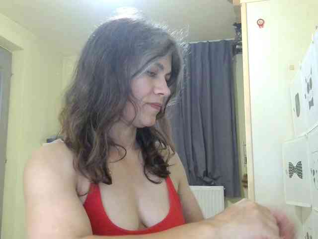 MercyLoves webcam