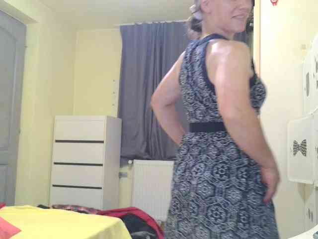 MercyLoves webcam