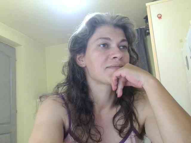 MercyLoves webcam