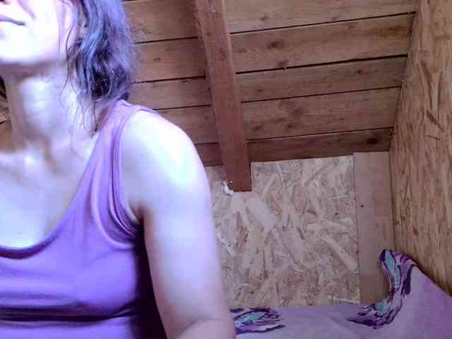 MercyLoves webcam