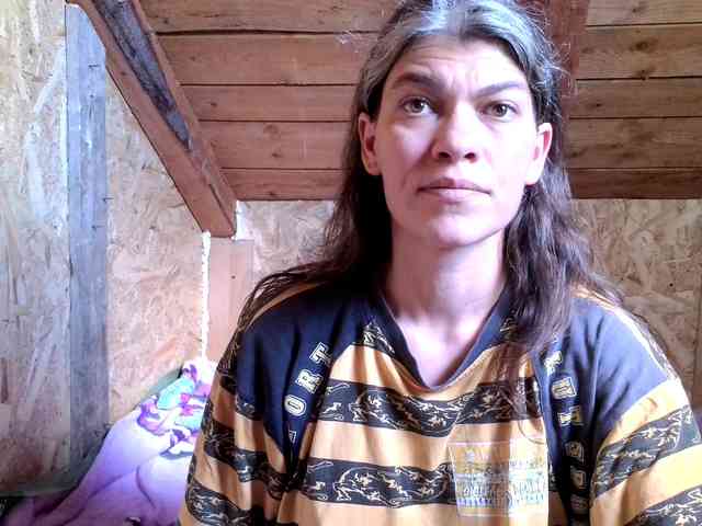 MercyLoves webcam
