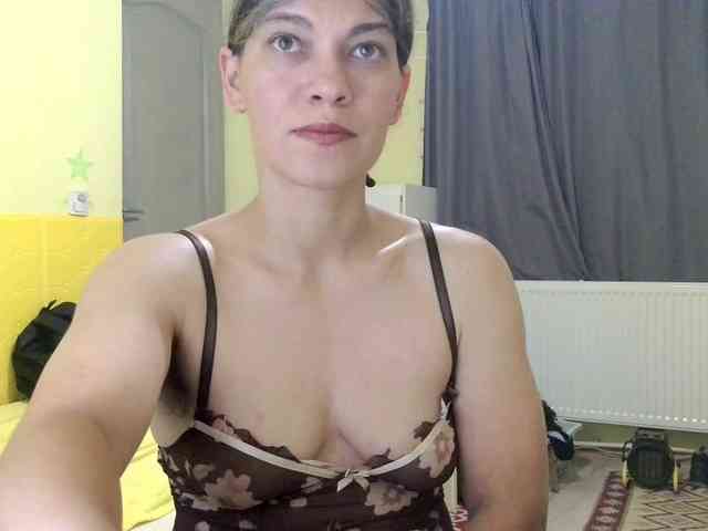 MercyLoves webcam