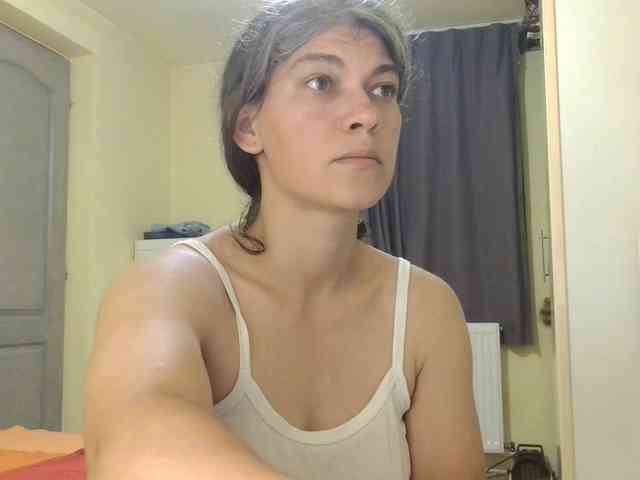 MercyLoves webcam
