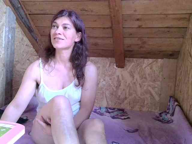 MercyLoves webcam