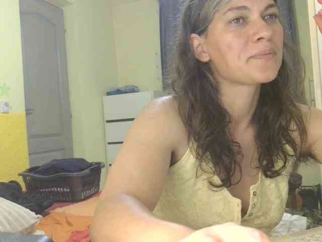 MercyLoves webcam