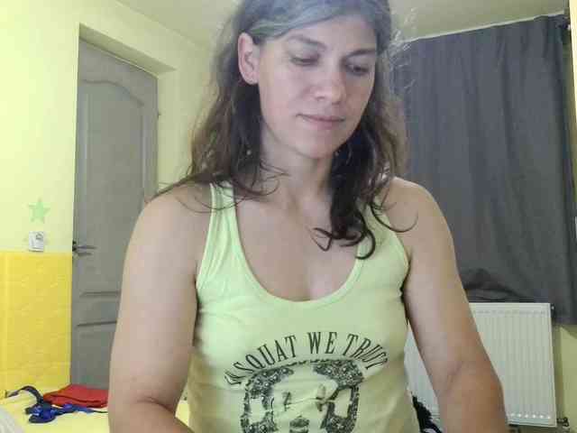 MercyLoves webcam