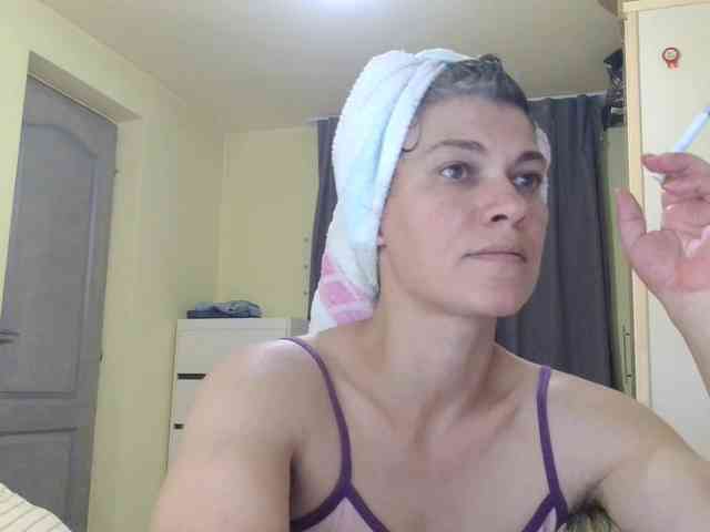 MercyLoves webcam