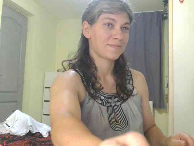MercyLoves webcam
