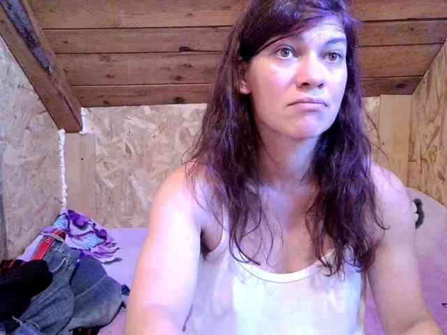 MercyLoves webcam