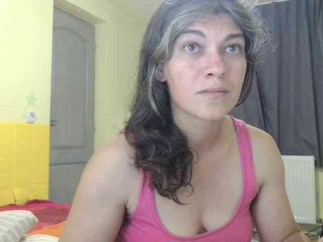 MercyLoves webcam