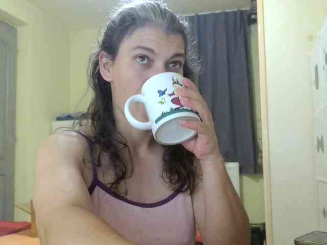 MercyLoves webcam