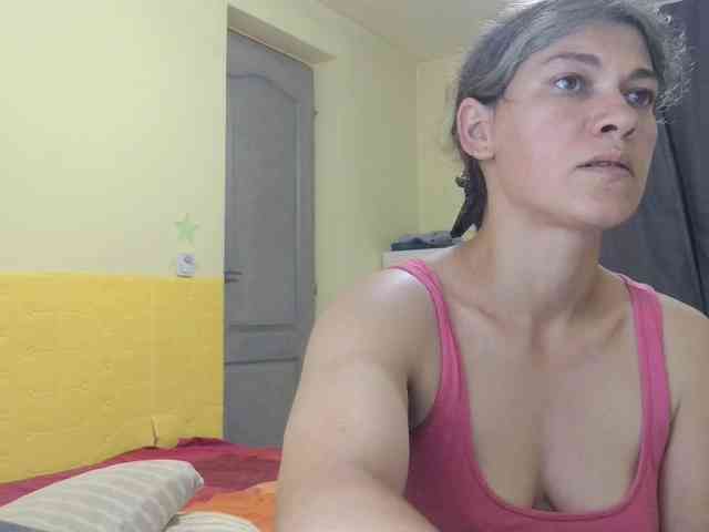 MercyLoves webcam