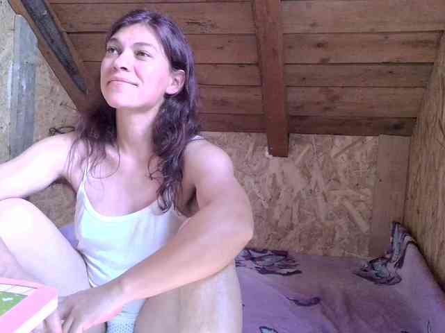 MercyLoves webcam